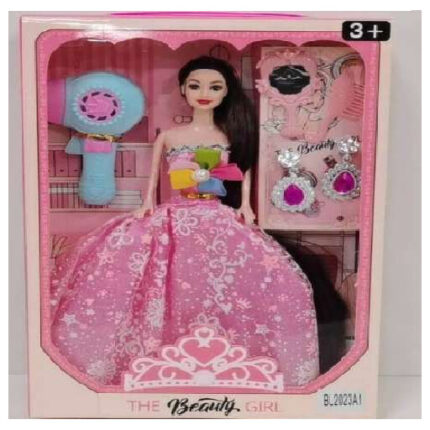 عروسة Beauty Girl بإكسسوارات